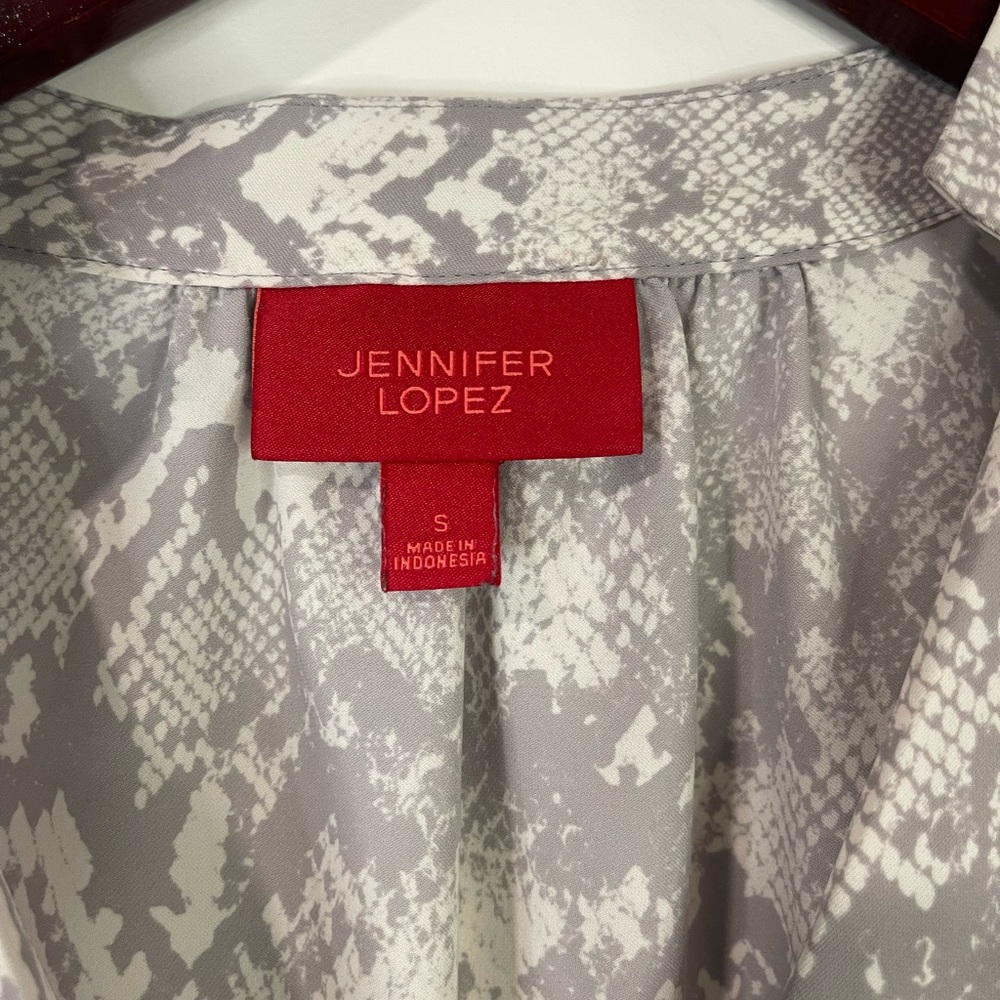 Jennifer Lopez Gray Snake Print Blouse - Picture 6 of 10